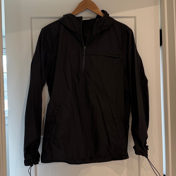 Lululemon Packable Water-Repellent Step Out Anorak in Black Size Medium - Picture 6 of 13